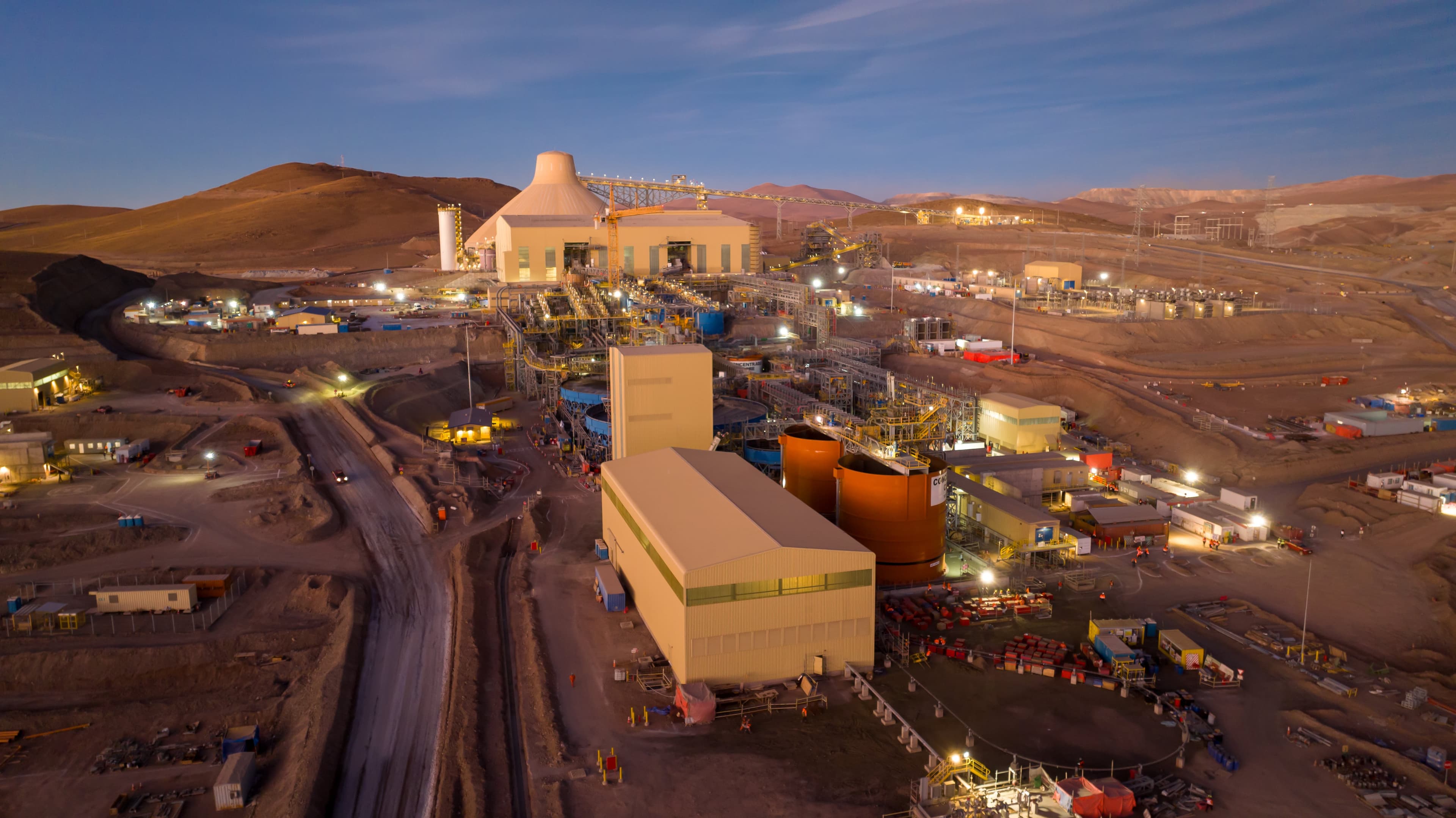 Contraloría valida compra de Codelco a ENAMI por Quebrada Blanca