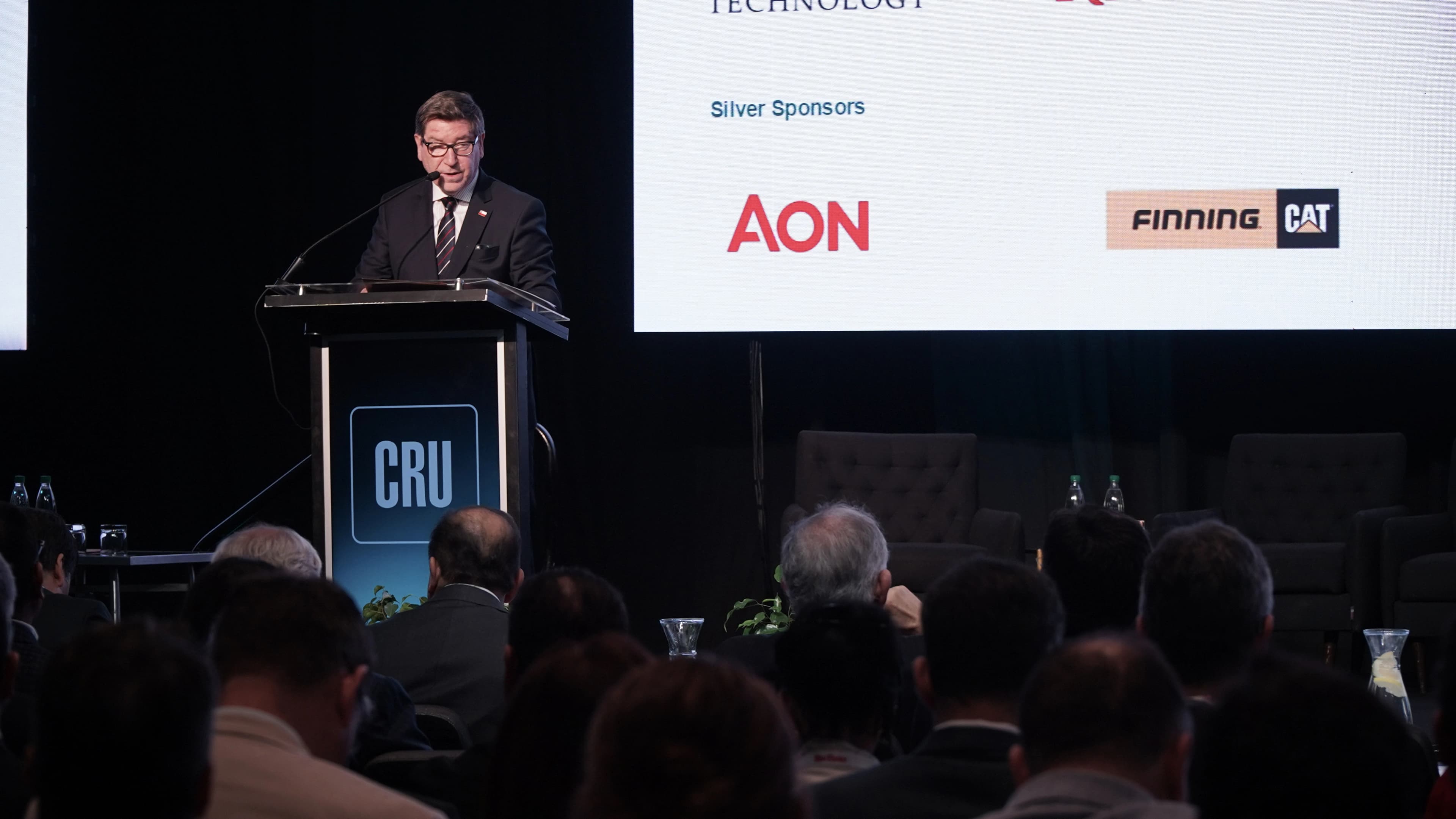 Chile busca destrabar inversión minera en medio del boom del cobre